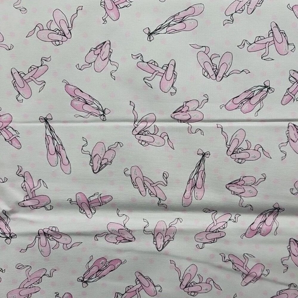 2020 Timeless Treasures Pointe Shoes Ballet Slippers Pink Cotton Fabric 38"x44"